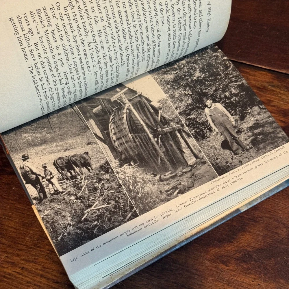Land‎ of High Horizons Great Smoky Mountains Travel Souvenir Book 1948 Edition